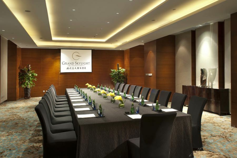 Grand Skylight International Hotel Ganzhou Chang Zhen Avenue Екстер'єр фото